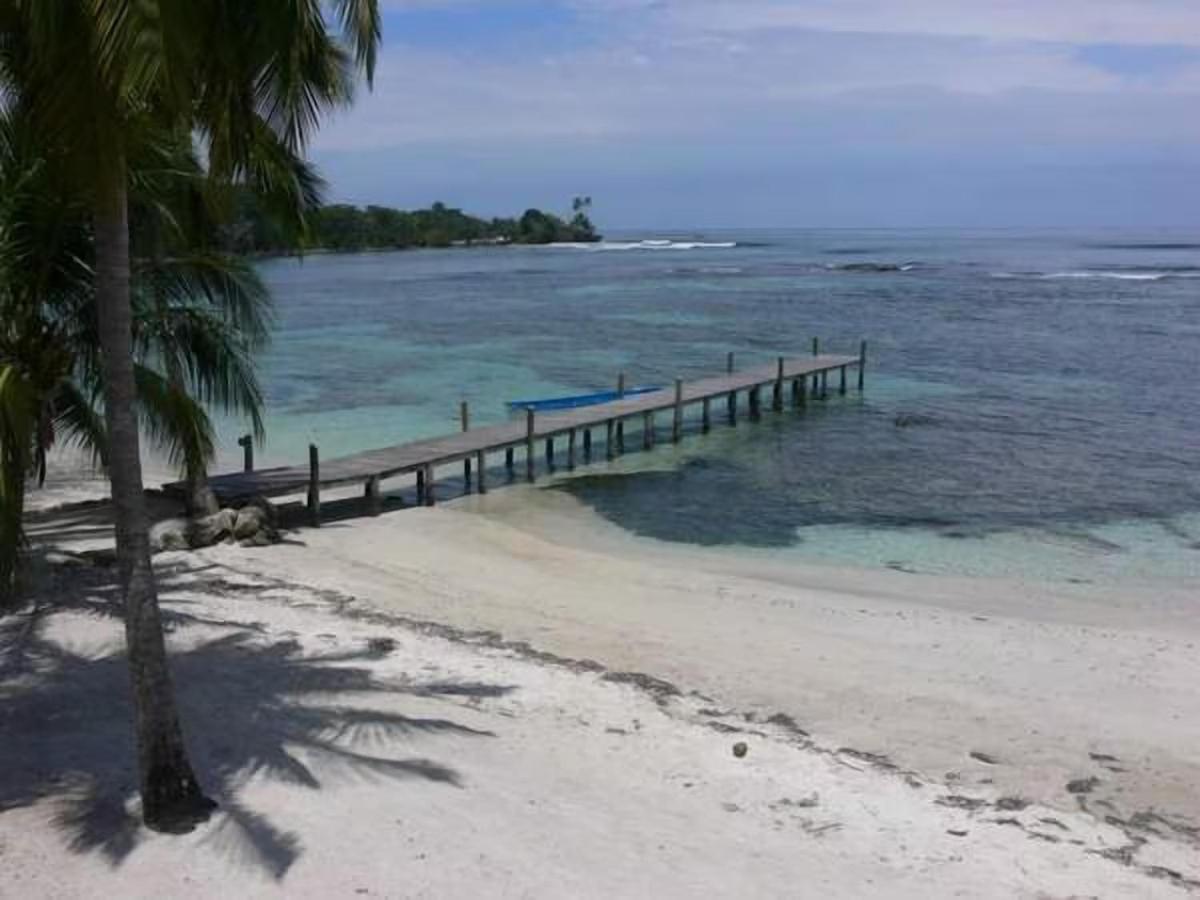 Bocas Beachfront Lodge Bocas del Toro Exterior foto